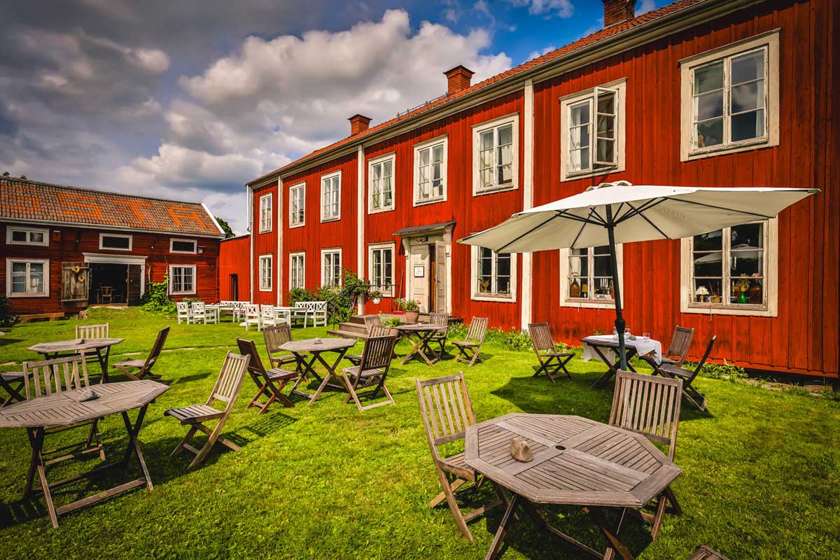 Garden-main-building